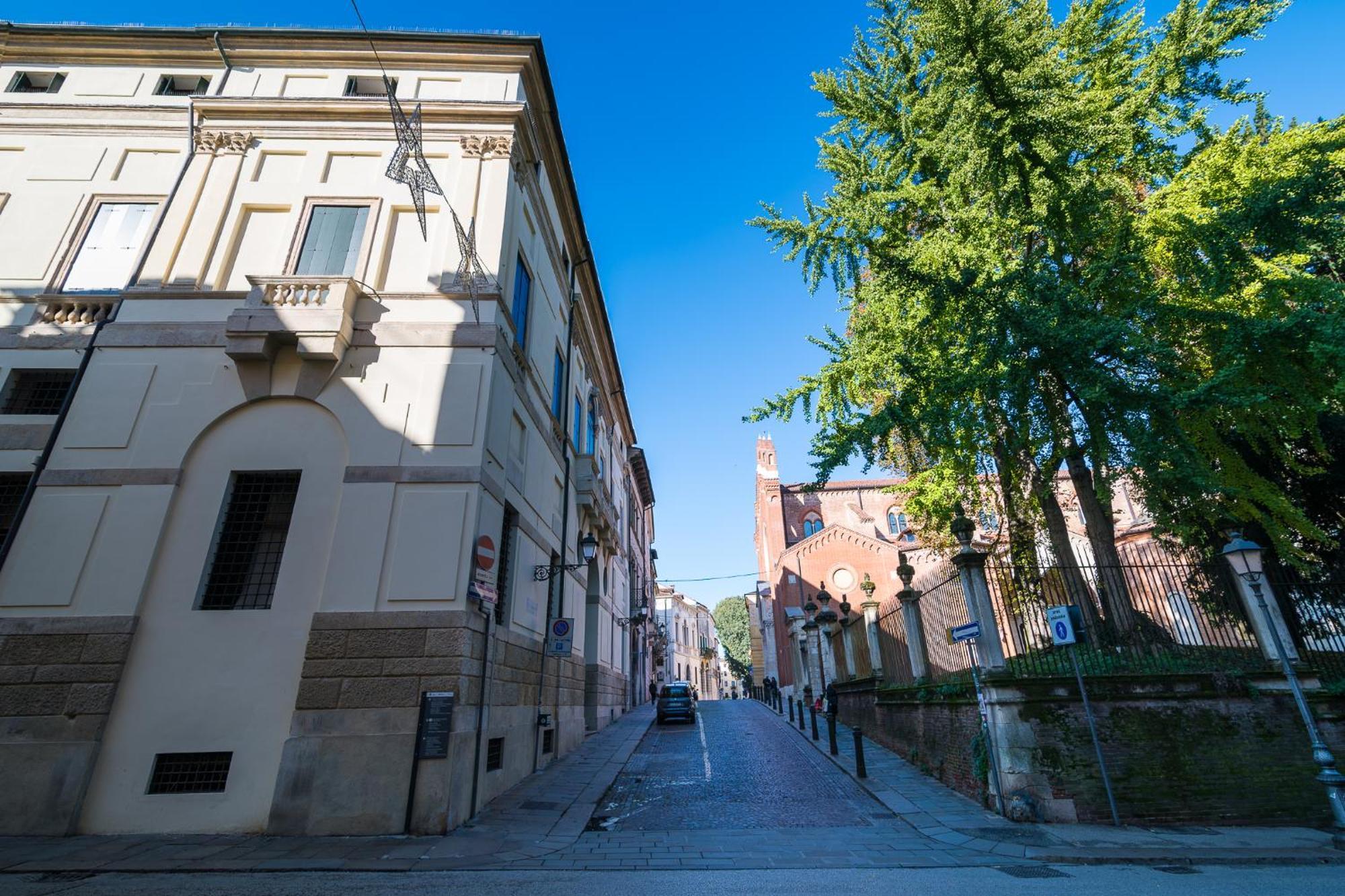 Residenza Corso Palladio 159 วิเชนซา ภายนอก รูปภาพ